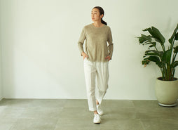 モデル身長163cm。Mサイズ着用しています。