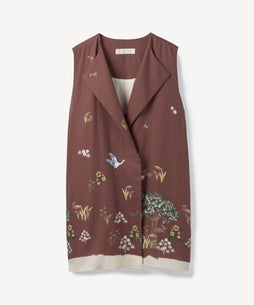 # 後ろの茶色の生地の見返しは無くなります