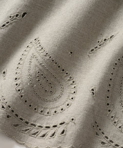 カラードスカラップ刺繍ノースリーブブラウス