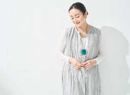 草木染め コットンリネン ハンドプリーツワンピース