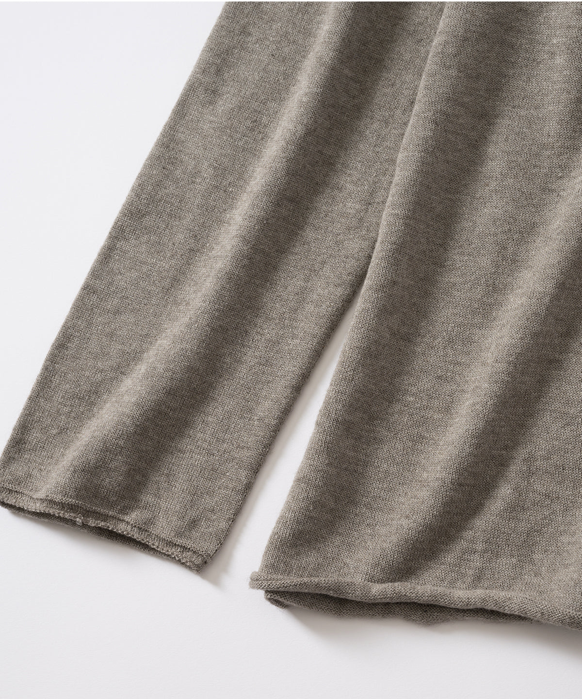 フォレストグレイニットタートルプルオーバー / オーガニックコットン