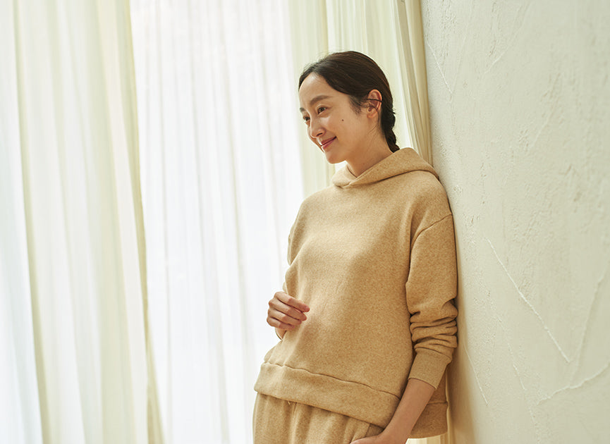 カシミヤと茶綿の織りなすぬくもり