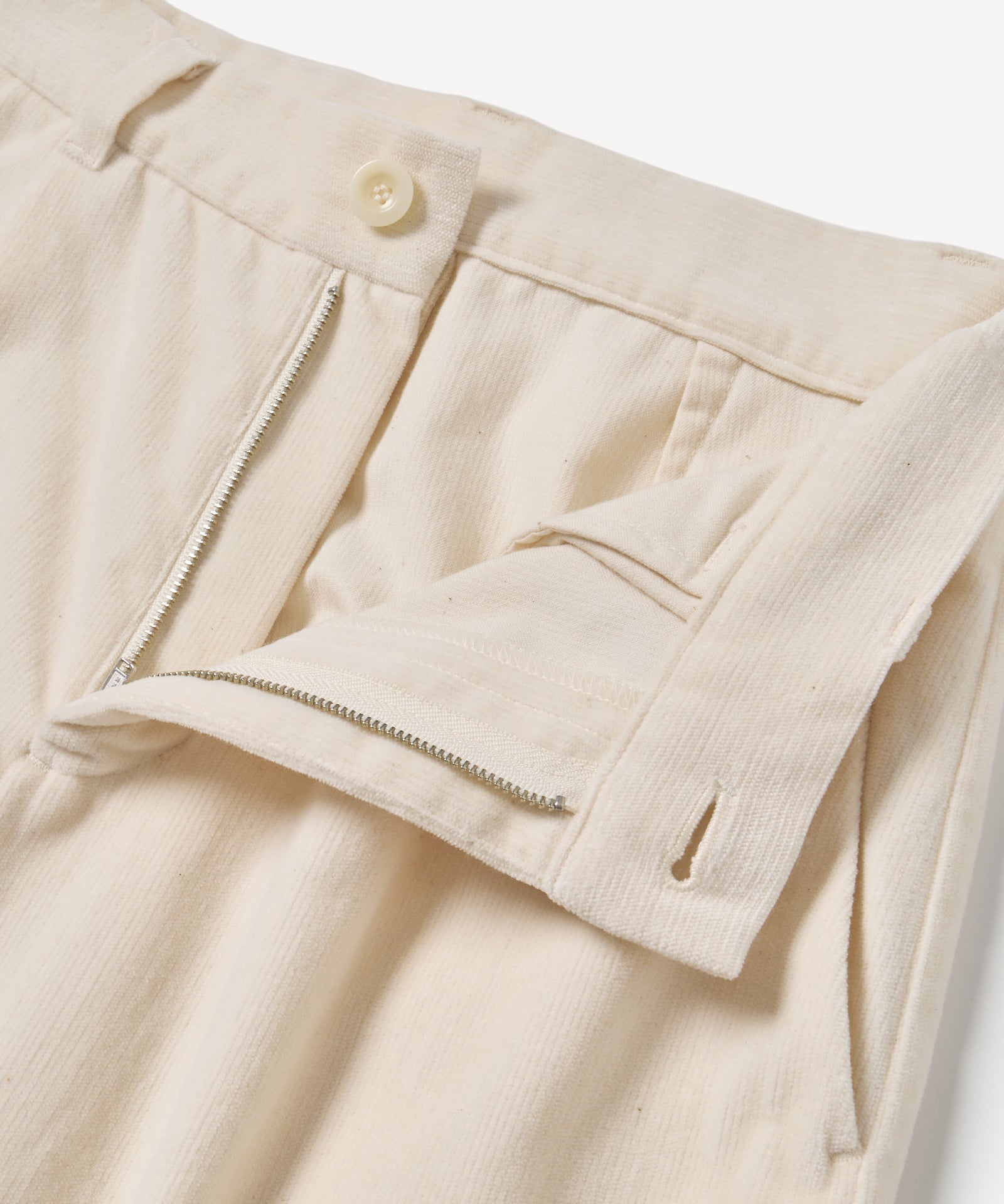 リブレスコーデュロイタックストレートパンツ – PRISTINE