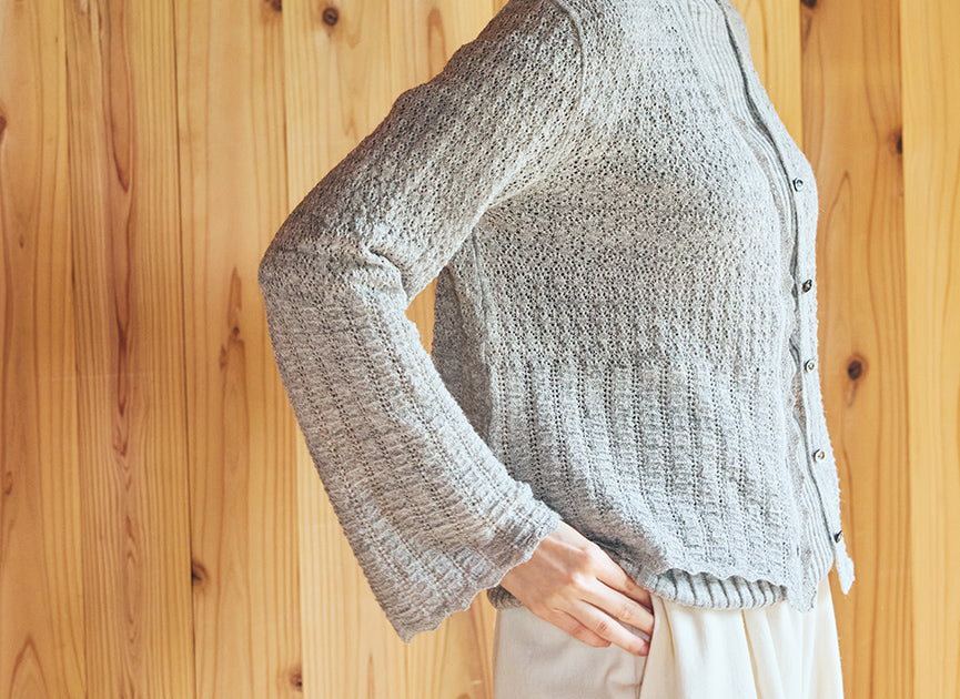 さりげないスカラップがアクセントに