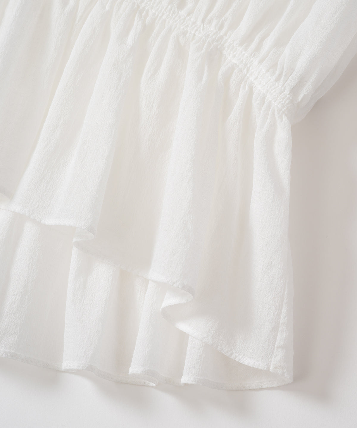 ちりめんギャザージレ