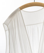 ちりめんギャザージレ