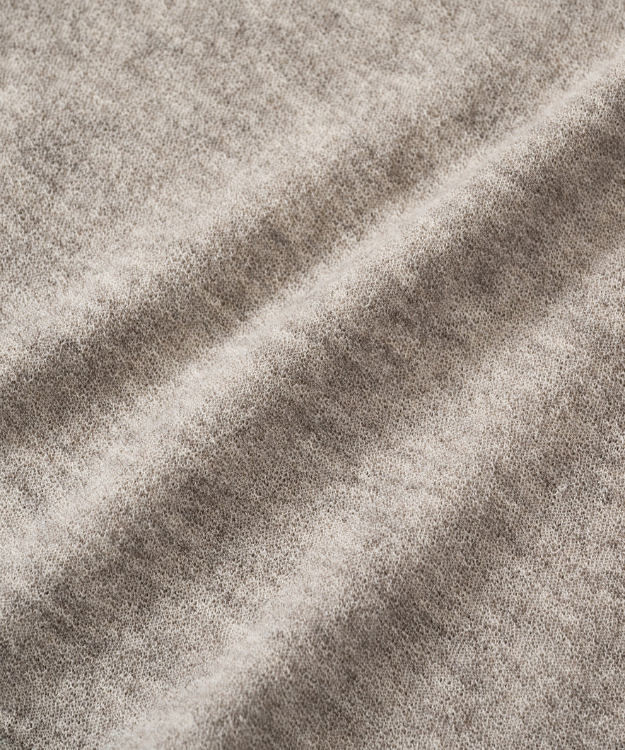 ヤクシアークルーネックプルオーバー