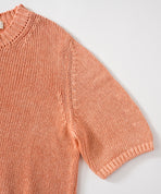 ピンク