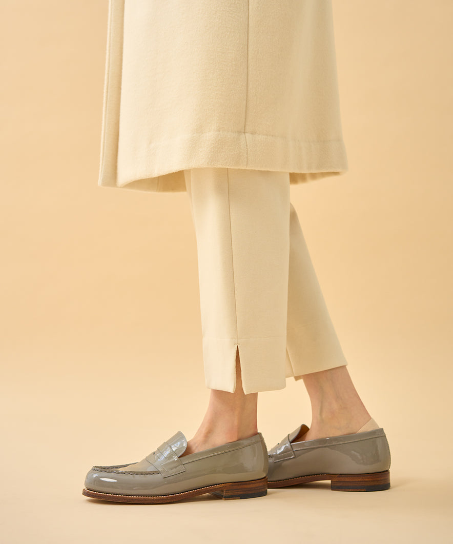 モクロディパンツ