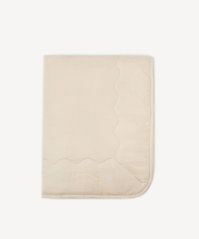 サテン肌掛け布団（150cm×200cm）×2枚