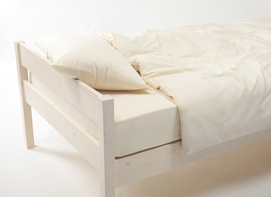 なめらかなサテン生地のピロケース