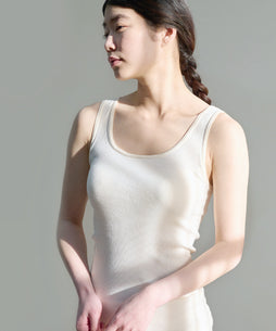 # モデル身長163cm（Mサイズ着用）