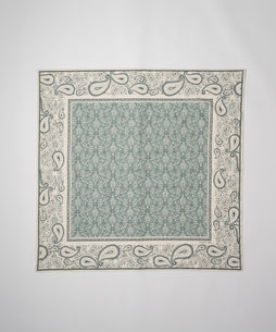 green paisleyスカーフ