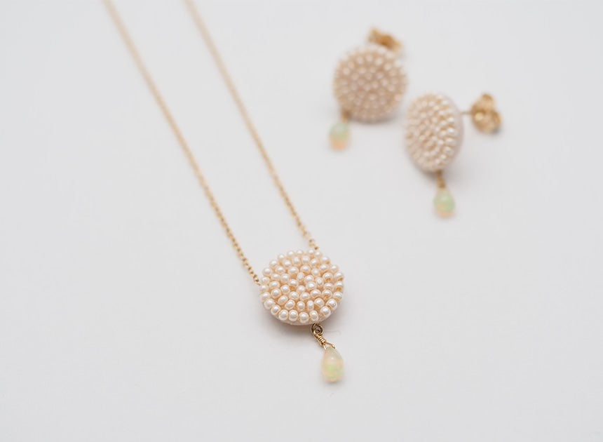 【LA COET】ラウンドドロップ ピアス（オパール）