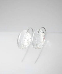 「【shisui】モーメントドロップピアス」PRISTINE