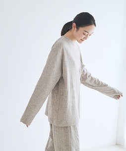 モデル身長：163cm（上下ともMサイズ着用）