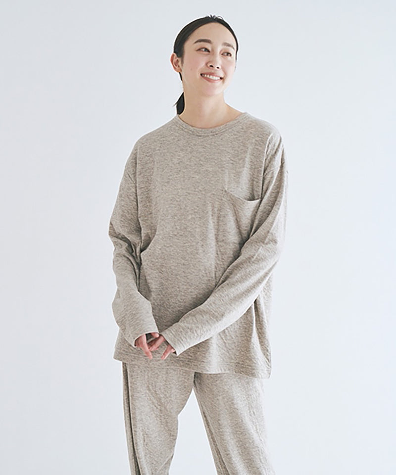モデル身長：163cm（上下ともMサイズ着用）