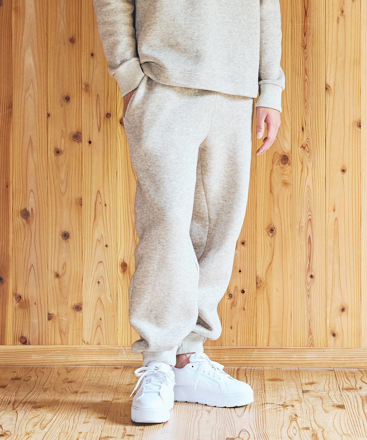 # モデル身長178cm