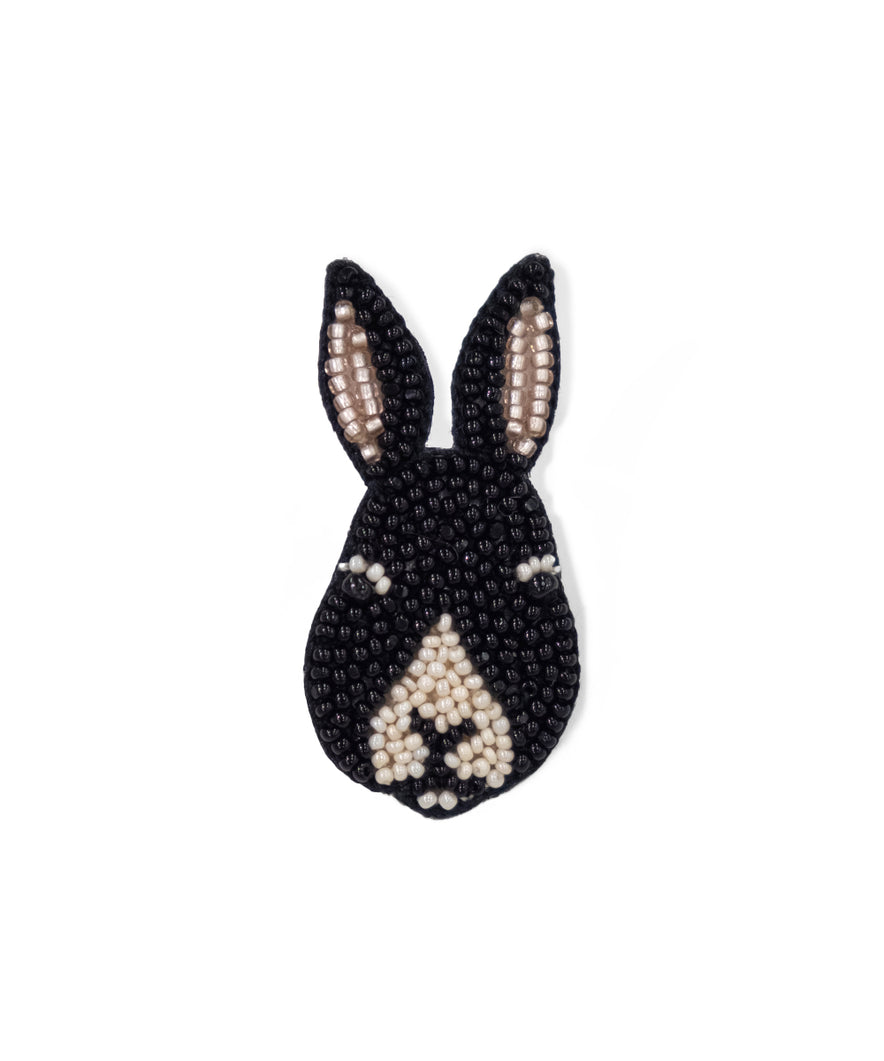 【LA COET】うさぎ ピンブローチ（ブラック）