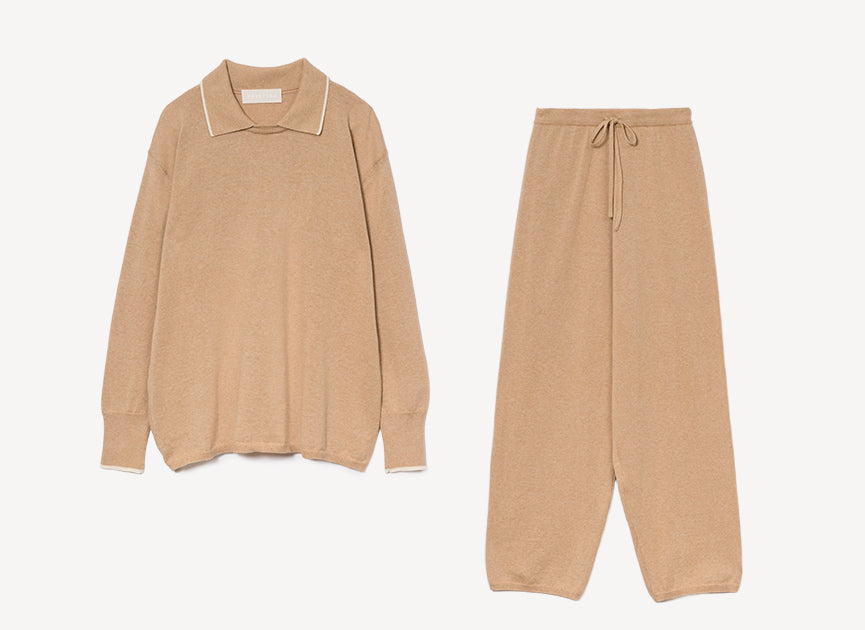 あたたかみのあるブラウンのニットセットアップ